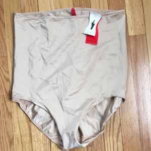 NWT spanx high waisted panty shaper